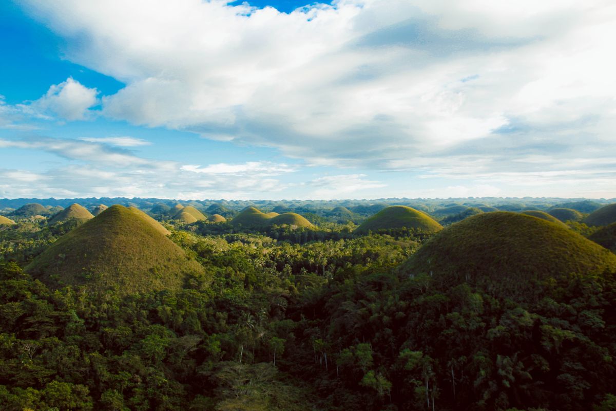Ferry to Bohol for the hills and the tarsiers